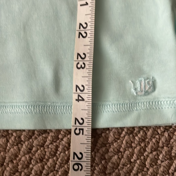 NWOT Ralph Lauren Stretch Basic Cuffed Short Sleeve Blouse (size M) - Picture 7 of 8